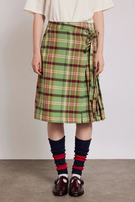 kat kilt - green check – Damson Madder Damson Madder, Kilt Outfits, London Models, Kilt Skirt, Wardrobe Outfits, Pink Gingham, Jumpsuit Trousers, 가을 패션, School Spirit