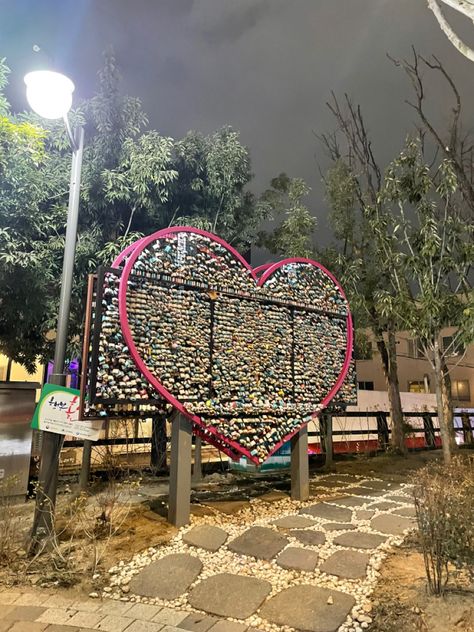 South Korea Travel Seoul heart locks gate love dates South Korea Daegu, Daegu South Korea Aesthetic, Love Locks, Daegu South Korea, Korean Picture, Daegu, South Korean, South Korea, Seoul