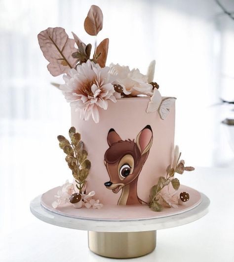 Cake Bambi, Bakery Cupcakes, Bambi Baby, Disney Cake, Fairy Garden Birthday Party, Bambi Disney, Balloon Garland Diy, Baby Shower Deco, Disney Baby Shower