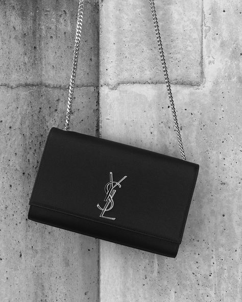 @cosette.com.au on Instagram: “Rock your outfit with our Saint Laurent Kate in Silver ⚡️IN STOCK⚡️⠀⠀⠀⠀⠀⠀⠀⠀⠀ ⠀⠀⠀⠀⠀⠀⠀⠀⠀ #LuxuryEveryday #CosetteAu” Aesthetic Clutch, Bags Ysl, Ysl Purse, Purse Aesthetic, Dior Purse, Formal Bag, Ysl Handbags, Purse Luxury, Clutch Purse Black