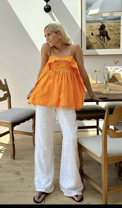 Portugal Outfits Spring, Portugal Aesthetic Outfits, Fashion Outfits Feminine, Lenin Pants, Aesthetic Outfit Ideas For School, Dress Beach Outfit, Dress Code Outfits, Code Outfit, Dress Code Casual