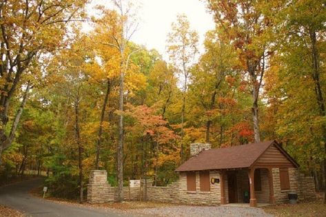 4. DeSoto State Park Oak Mountain State Park Alabama, Mentone Alabama, Amicalola Falls State Park, Themed Cafes, Alabama Travel, Lookout Mountain, Georgia State, Dude Ranch, Mountain Town