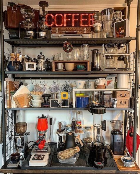 Camping Coffee Station, Organized Coffee Station, Future Restaurant, Moms Kitchen, Cafe Counter, Coffee Infographic, Coin Café, Tea Station, Coffee Bar Design