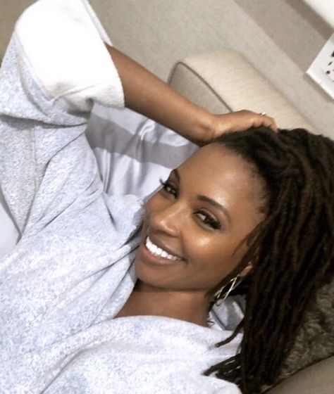 Veronica Shameless, Veronica Fisher, Fine Celebrities, Shameless Dr, Shanola Hampton, Natural Beat, Goddess Women, Comfort Series, Beautiful Goddess