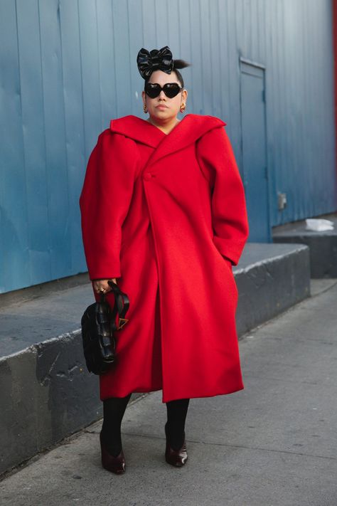 Katie Ruensumran | @katieismonster Plus Size Street Style 2020, New York Fashion Week Outfits, New York Outfits Summer Street Fashion, Fashion Week Plus Size, Plus Size Streetwear Fashion, Plus Size Street Style, Street Style New York, Plus Size Streetwear, Week Outfits