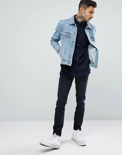 Denim Poses Men, Black Shirt With Jeans, Pose Man, Men Pose, Denim Editorial, Photoshoot Studio, Studio Photoshoot, Man Fashion, Black Denim Jacket