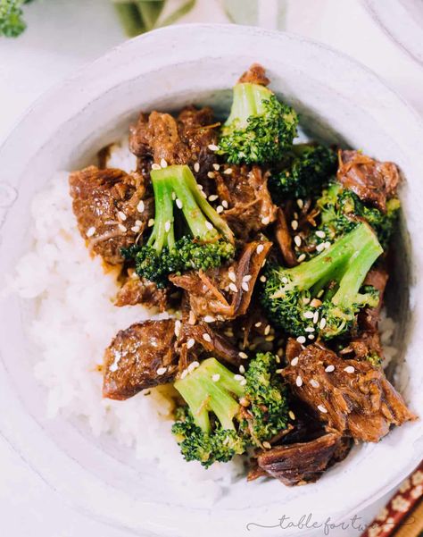 Instant Pot Beef and Broccoli Instant Pot Beef And Broccoli Recipe, Instant Pot Beef And Broccoli, Instant Recipe, Beef And Broccoli Recipe, Crockpot Express, Pressure Cooking Recipes, Beef Broccoli, Beef And Broccoli, Broccoli Recipe