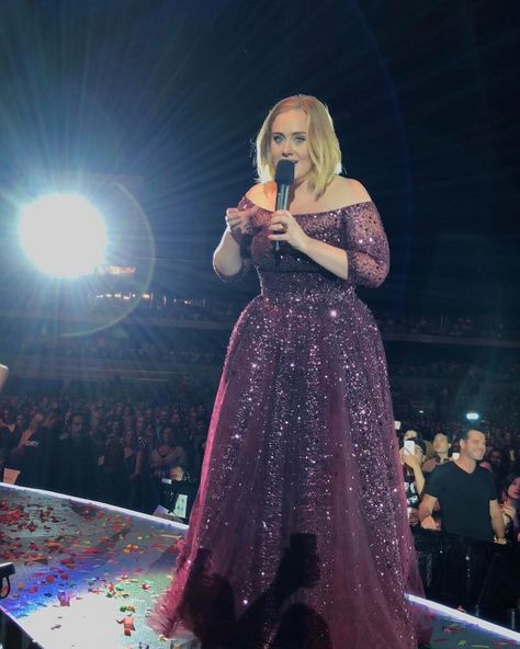 Adele concert Perth - 28 Feb 2017 Adele On Stage, Adele 2017, Adele Live, Adele Concert, Smirnoff Ice, Perth Australia, On Stage, Festival Outfit, Adele