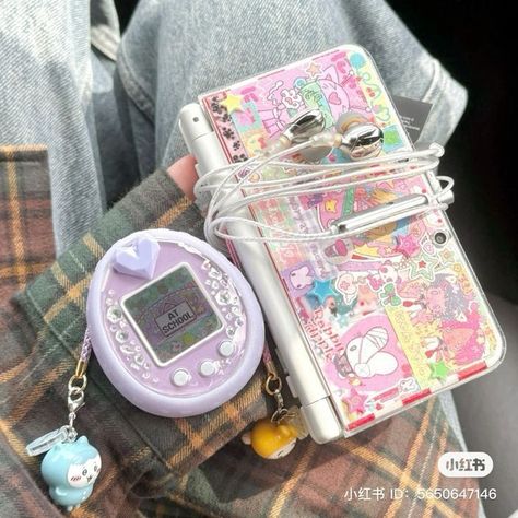 Cute Tech Accessories, Nintendo Ds Accessories, Japan Gadgets, Trinkets Aesthetic, 3d Pokemon, Cute Tech, Cute Camera, Retro Gadgets, Cute Little Things