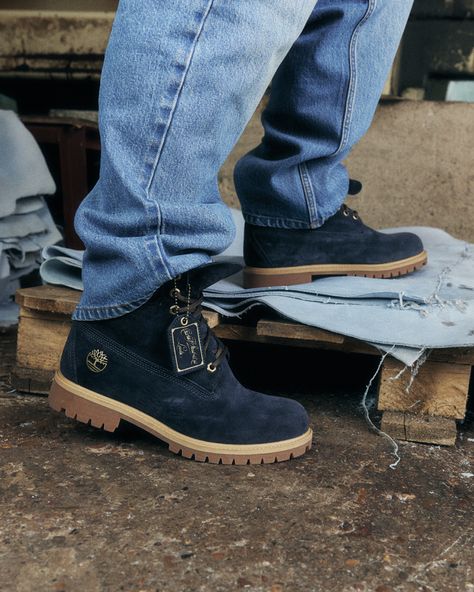 Constructed with premium tightly napped suede, the men’s Timberland® C.F. Stead™ Indigo Suede 6-Inch Boot always puts its best foot forward. ​ ​ Now available on timberland.com.​ ​ #Timbs #Timberland #BuiltForTheBold Timberland Store, Female Sneakers, Richard James, Deep Indigo, Style 2023, Sneakers Addict, The Men, Timberland Boots, Womens Sneakers