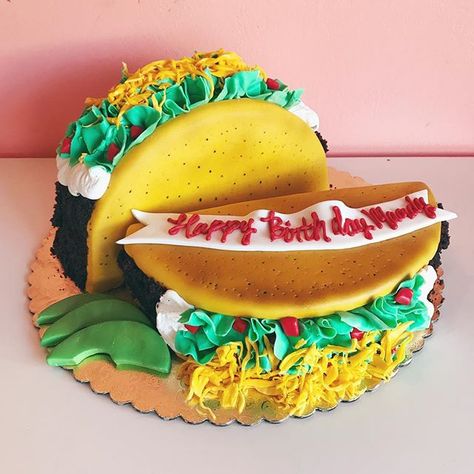 Taco Cake, Fiesta Cake, Cake Form, Buckwheat Cake, Taco Party, Savory Cakes, Salty Cake, Magic Cake, Beautiful Cake