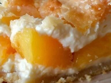 Cream Cheese Peach Pie: A Heavenly, Fruity, & Creamy Dessert That Will Have Everyone Asking for More - NewsBreak Cream Cheese Peach Pie Delight, Pies Cream Cheese, Cream Cheese Peach Pie, Publix Bakery, Butter Cake Cookies, Cherry Hand Pies, Peach Pie Recipes, Cream Cheese Pie, Lemon Bundt Cake