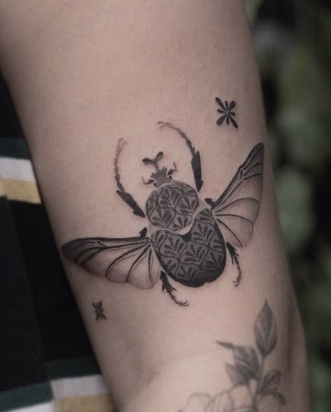 My Way Tattoo, Beetle Tattoos, Way Tattoo, Butterfly Tattoos Images, Tattoo Flash Ideas, Beetle Tattoo, Interesting Tattoos, Insect Tattoo, Flash Ideas