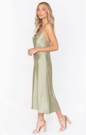 Satin Bridesmaid Dresses – Show Me Your Mumu Pastel Green Silk Dress, Pastel Green Bridesmaid Dress, Light Green Silk Dress, Bridesmaid Dresses Midi, Metallic Bridesmaid Dresses, Olive Green Bridesmaid Dresses, How Many Bridesmaids, Pastel Bridesmaid Dresses, Dress Satin Bridesmaid