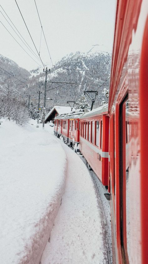 Bernina Express, Semester Abroad, Train Route, Dream Vision Board, Vision Board Manifestation, All Aboard, Ways To Travel, Train Travel, Travel Bucket List