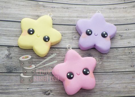 Clay Charm Tutorial, Cute Charms For Bracelets, Diy Clay Charms, Clay Charms Diy, Cute Polymer Clay Charms, Kawaii Clay Charms, Polymer Clay Charm Bracelet, Clay Star, Bracelets With Charms