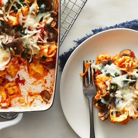 Spinach & Mushroom Tortellini Bake Spinach Mushroom Tortellini, Mushroom Tortellini, Vegetarian Enchilada Casserole, Tortellini Bake, Vegetarian Casserole, Vegetarian Enchiladas, Spinach Mushroom, Spinach Stuffed Mushrooms, Mediterranean Diet Recipes