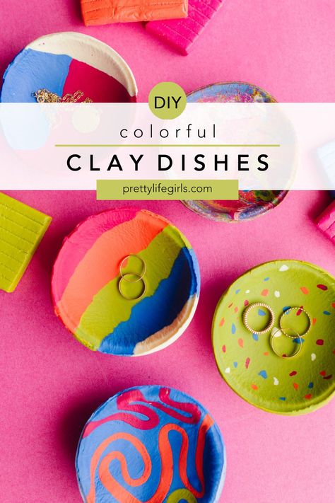 Oven Baked Clay Projects Easy Diy, How To Make A Bowl Out Of Clay, Polymer Clay Bowls Diy, Polymer Clay Jewelry Dish, Oven Clay Ideas, Oven Baked Clay Ideas, Oven Baked Clay Projects, Clay Bowl Designs, Diy Clay Bowl