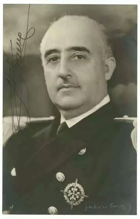 Francisco Franco, Historical People, Head Of State, Dieselpunk, The Good Old Days, The Worst, Famous People, Spain, Cafe