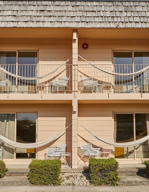 Designer Destination: The June Motel In Sauble Beach Is A Retro Retreat - House & Home Apricot Beige Benjamin Moore, Benjamin Moore Apricot Beige, Hammock Aesthetic, The June Motel, Balcony Hammock, Beach Bungalow Decor, Motel Design, Retro Beach House, Sauble Beach