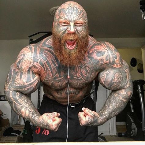 Jens Dalsgaard Bald Head Tattoo, Big Muscle Men, Cool Chest Tattoos, Scruffy Men, Full Body Tattoo, Great Beards, Beefy Men, Sleeves Ideas, Face Tattoos