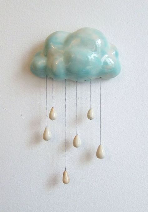 A ceramic cloud with raindrops. by meanwhileplaces on Etsy Clay Wall Decor, Air Dry Clay Projects, Cerámica Ideas, Sculptures Céramiques, Clay Crafts Air Dry, Clay Wall, Pottery Classes, Ceramics Pottery Art, Pottery Sculpture