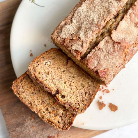 Best Ever Banana Bread With Cinnamon Crunch - BAKE WITH ZOHA Cinnamon Crunch Banana Bread, Coffee Banana Bread, Sour Cream Substitute, Cinnamon Banana Bread, Baked Dessert, Cinnamon Crunch, Banana Coffee, Chocolate Banana Bread, Best Banana Bread