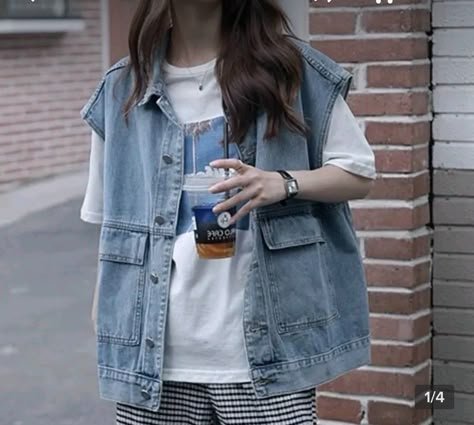 Oversize Denim Vest Outfit, Denim Vest Outfit, Outfit Recipes, Loose Vest, Oversized Denim Jacket, Vest Outfits, Denim Outfit, Denim Vest, White Tops