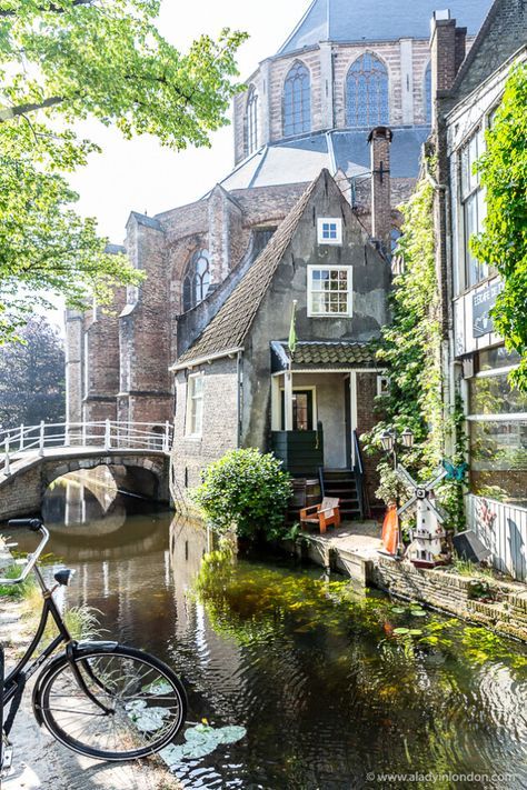 Netherlands Travel Destinations, Delft Netherlands, Delft Holland, Holland Netherlands, Netherlands Travel, Amsterdam Travel, Beautiful Country, A Bridge, Quick Guide