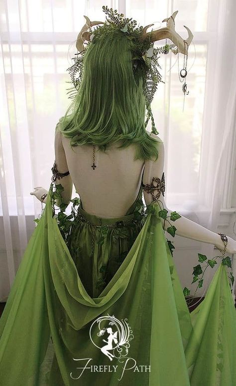 Dryad Outfit, Mother Nature Costume, Firefly Path, Fair Outfits, Goddess Costume, Fairy Clothes, Fantasy Gowns, Couture Designers, Fantasy Costumes