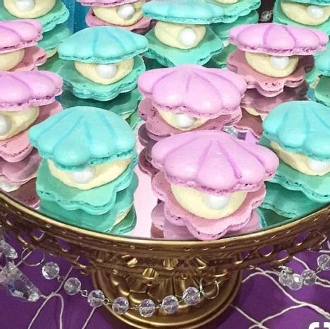 Oyster Macarons, Clam Macarons, Ariel Birthday Party, Ariel Party, Mermaid Birthday Party Decorations, Mermaid Theme Birthday Party, Mermaid Birthday Cakes, Ariel Birthday, Birthday Party Treats