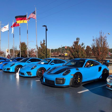 Today was a good day. Mexico Blue - in GTS, GT3, and GT2 RS guises. One of the tremendous visual highlights of Rare Shades 2 in Atlanta,… Mexico Blue, Porsche Gt, Today Was A Good Day, Gt2 Rs, Car Silhouette, Porsche Models, Porsche Gt3, Classic Porsche, Car Colors