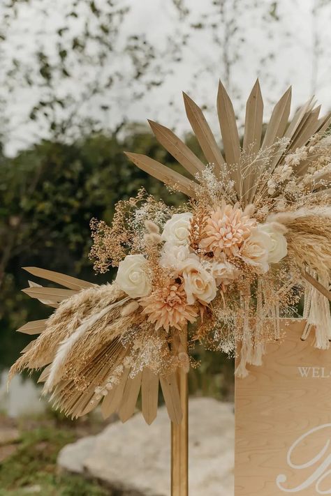 Welcome Sign Pampas Grass Palms Tennessee Lake Wedding Eastlyn & Joshua #wedding #weddingflowers Tennessee Airbnb, Eastern Tennessee, Airbnb Wedding, Bohemian Style Wedding, Lakeside Wedding, Adventure Photographer, Diy Wedding Flowers, Lake Wedding, Wedding Music