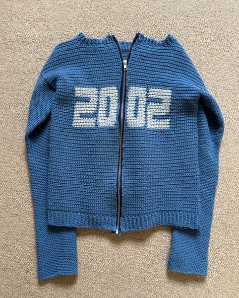 Zip up crochet jumper complete 💪💪💪 #crochet #crochetclothes #crochetclothing #crafts #y2k #fashion Crafts Y2k, Zip Up Jumper, Y2k Crochet, Crochet Hoodie, Crochet Jumper, Crochet Business, Crochet Clothing And Accessories, Blue Crochet, Fashion Unique