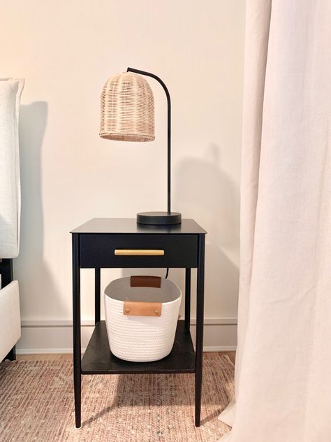 Nightstand Wicker, Black Metal Nightstand, Metalwork Nightstand, Bedroom Design Black, Modern Minimalist Bedroom Design, Black Metal Bedside Table, Wicker Table Lamp, Black Metal Bed, Metal Nightstand