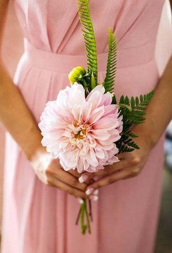 30 Wonderful Dahlias Wedding Bouquets Simple Bridesmaid Bouquets, Dahlia Bridal Bouquet, Dahlia Wedding Bouquets, Fern Bouquet, Single Flower Bouquet, Wedding Bridesmaid Bouquets, Small Wedding Bouquets, Simple Wedding Bouquets, Dahlias Wedding