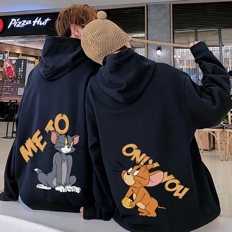 Tom and Jerry Couple Hoodie, Kawaii Clothing, Kawaii Fashion, Kawaii Outfits, Anime Hoodie, Kawaii Hoodie, Cartoon Hoodie, Hot, New, Trend Material:COTTON Pattern Type:Print Fit:Fits ture to size Thickness:Thick Crop Top, Women Fashion Summer Top, Best Match for Shorts, Skirts, Jeans and Leggings Pants. lightweight, soft and breathable; No lining Casual and elegant ,Evening Party Club Tops, Party Wear or Casual Daily Wear.Perfect for beach, vacation or daily wear. Washing Suggestion: Hand wash c Y2k Aesthetic Cartoon, White Toms, Tom E Jerry, Kawaii Hoodie, Aesthetic Cartoon, Cartoon Tops, Mens Pullover Sweater, Black Toms, Stylish Hoodies