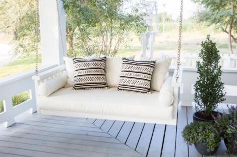 Photos | HGTV's Fixer Upper With Chip and Joanna Gaines | HGTV Front Porch Coastal Ideas, Coastal Farmhouse Landscaping, Beach House Deck Decor, Beach Deck Ideas, Coastal Farmhouse Porch, Beachy Outdoor Patio Ideas, Coastal Deck Ideas, Coastal Outdoor Furniture, Beach Deck Ideas Outdoor