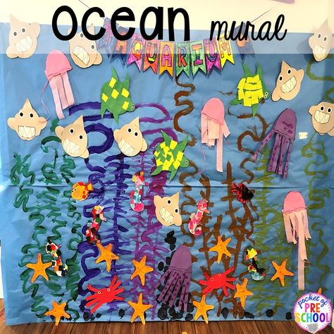 Ocean Bulletin Board Ideas Preschool, Ocean Kindergarten, Ocean Crafts Preschool, Ocean Activities Preschool, Mural Ocean, Ocean Preschool, Water Study, Preschool Language Arts, Ocean Art Projects