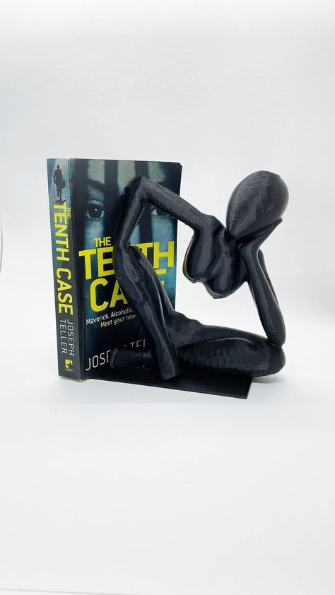 African Modern Statue Bookend / 3D Printed - Etsy Modern Statue, Subtle Beauty, Print Display, Books Photo, Book Ends, Friendly Plastic, Angel And Devil, Fake Plants, Plant Holders