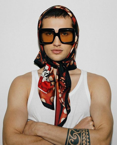 Man Aesthetic Photoshoot, Men With Head Scarf, Creative Fashion Photography, Head Scarf Styles, Bandana Styles, Coachella Outfit, Men Fashion Casual Outfits, Streetwear Men Outfits, Mode Inspo