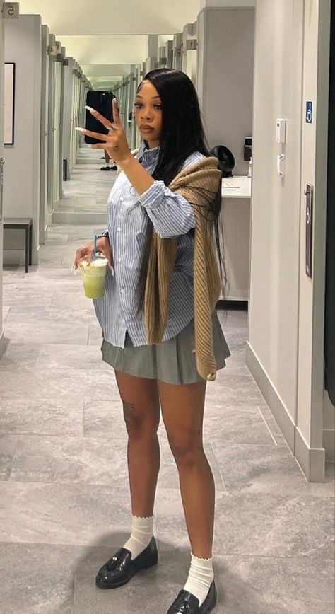 Liyah Li Outfits, Aaliyah Henderson, Black Preppy Girl, Liyah Li, Black Preppy, Trendy Outfit Inspo, Preppy Girl, Stylish Work Outfits