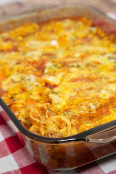 Baked Cheese Tortellini, Frozen Tortellini, Cheese Tortellini Recipes, Tortellini Bake, Tortellini Recipes, Baked Cheese, Cheese Tortellini, Easy Weeknight, Eat Smarter