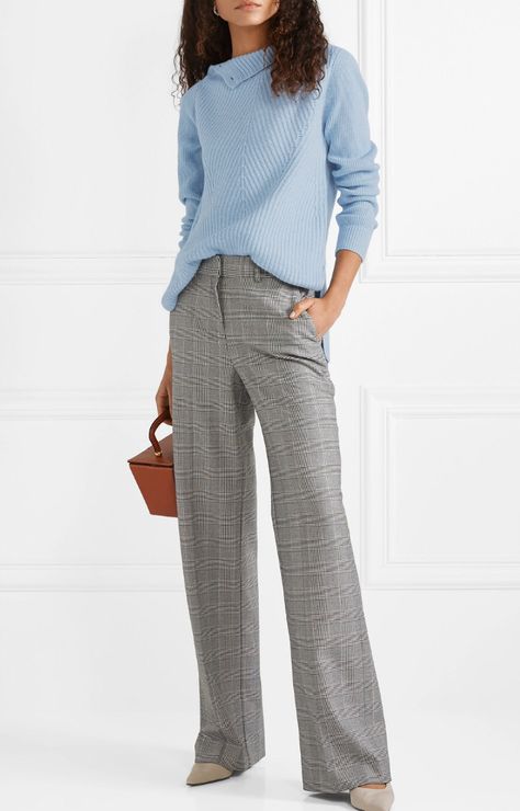 Grey Pants Outfit, Work Capsule, 5 Outfits, Lawyer Fashion, Sophie Buhai, Fancy Pants, Cute Fall Outfits, Lovely Clothes, Outfit Combinations