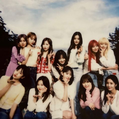 Iz*one Ot12, Wonyoung Pics, Iz One Icons, Heart Iz, Color Iz, Lee Chaeyeon, Choi Yena, Kwon Eunbi, Jo Yuri