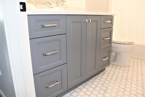 Showplace EVO Main & Guest Bathrooms in Edgewater Downing Slate & Hale Navy - Bathroom - Detroit - by Cabinetry by Better Bilt | Houzz IE Navy Bathroom, Hale Navy, Hardware Resources, Bathroom Photos, Guest Bathrooms, Guest Bath, Bathroom Remodel Master, Bath Remodel, Home Builders