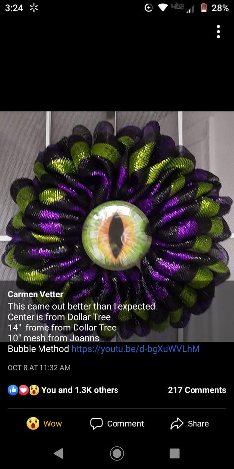 Eyeball Wreath, Screen Flowers, Dragon Wreath, Halloween Decorations Wreaths, Wreaths Halloween, Burlap Mesh Wreath, Happy Halloweenie, Deco Mesh Wreaths Tutorials, Easy Diy Halloween Decorations