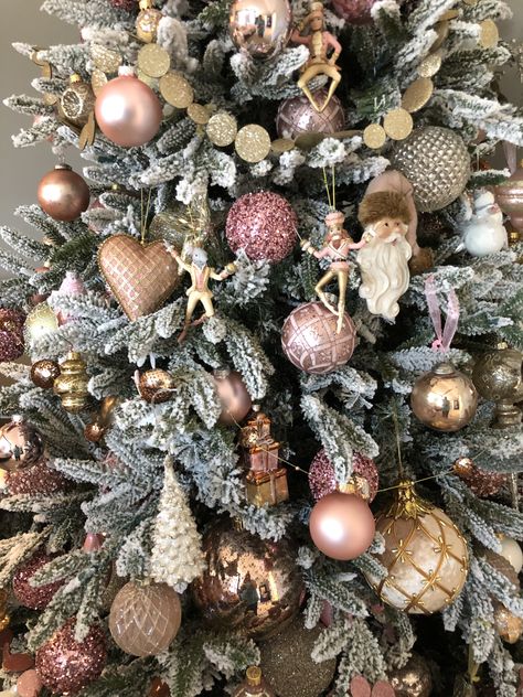 Pink Golden Christmas Tree, Pink Gold Brown Christmas Tree, Blush And Champagne Christmas Tree, Pink Woodland Christmas Tree, Brown And Pink Christmas Tree, Rose Gold Theme Christmas Tree, Mint And Pink Christmas Tree, Pink And Brown Christmas Decorations, Green Tree With Pink Decorations