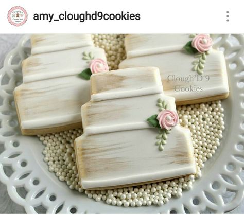 . Wedding Cake Cookies Decorated, Wedding Shower Cookies, Frosted Cookies, Anniversary Cookies, Bridal Cookies, Cookies Wedding, Wedding Cake Cookies, Royal Iced Cookies, Color Flow