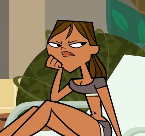 Courtlynn Total Drama, Courtly Total Drama, Courtney Pfp Total Drama, Courtney Tdi Pfp, Courtney Total Drama Pfp, Courtney From Total Drama Island, Total Drama Island Courtney, Total Drama Island Icons, Tdi Icons